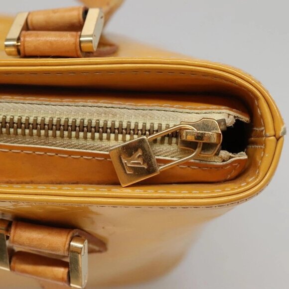 LOUIS VUITTON Monogram Vernis Houston Hand Bag Lime Yellow M91055 LV Auth 131741 - Picture 9 of 16